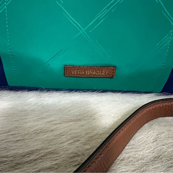 VERA BRADLEY Sky Clover Preppy Poly Molly Crossbody Bag Navy Green Repellant - Picture 3 of 12